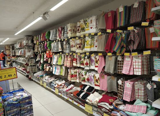 greece/volos/shop/jumbo