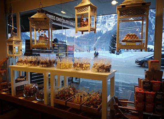 switzerland/grindelwald/shop/swiss-chocolate-chalet-grindelwald