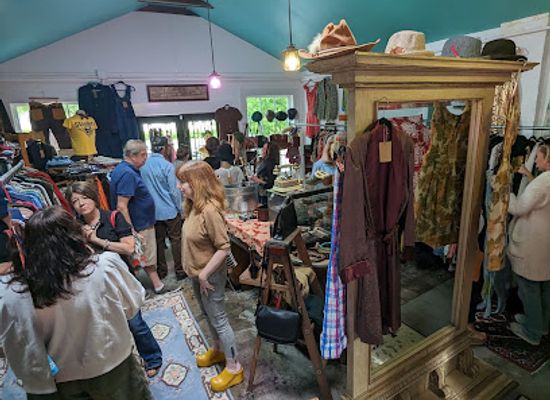 north-carolina/raleigh/downtown-raleigh/shop/boot-trunk