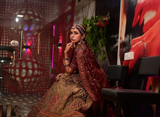 india/central-india/shop/vanya-creation-lehenga-and-jewellery-wedding-dress-available-for-rent-also-gowns