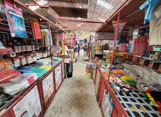 guyana/kanuku-mountains/shop/rose-hall-market