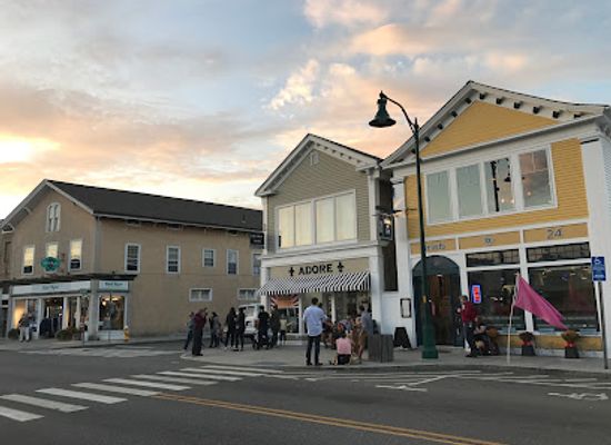 connecticut/central-connecticut/shop/adore