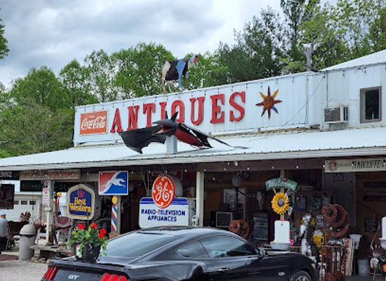 indiana/the-lakes-region/shop/midwest-antiques-and-collectables
