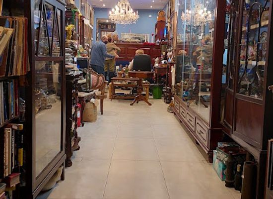 malta/sliema/shop/times-gone-by-collectables-coffee-house