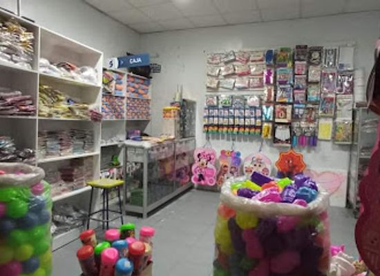 peru/huancavelica/shop/pinateria-divertyfiesta-huancavelica