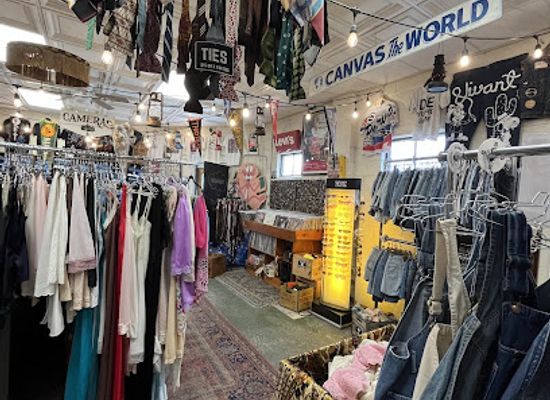 massachusetts/metrowest/shop/vivant-vintage