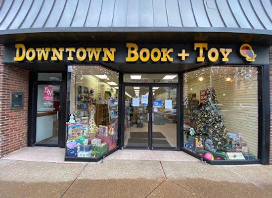missouri/jefferson-city/shop/downtown-book-toy