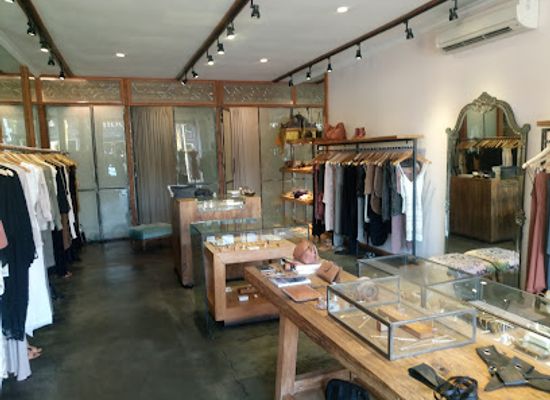 indonesia/bali/seminyak/shop/uma-and-leopold