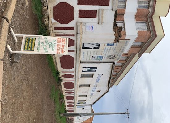 madagascar/antsirabe/shop/gem-market