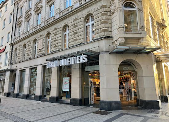 germany/munich/shop/urban-outfitters