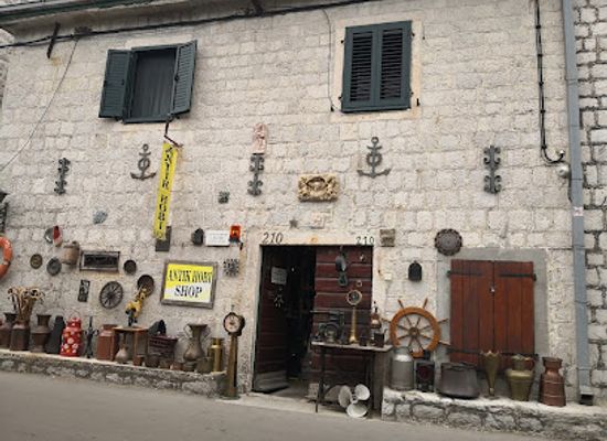 montenegro/savnik/shop/antique-shop