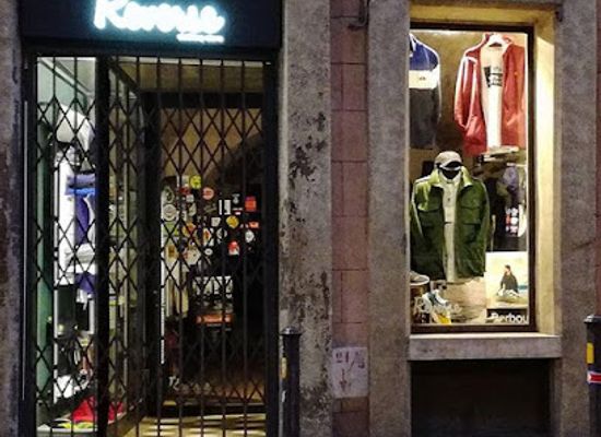 italy/perugia/shop/reverse-clothing-store
