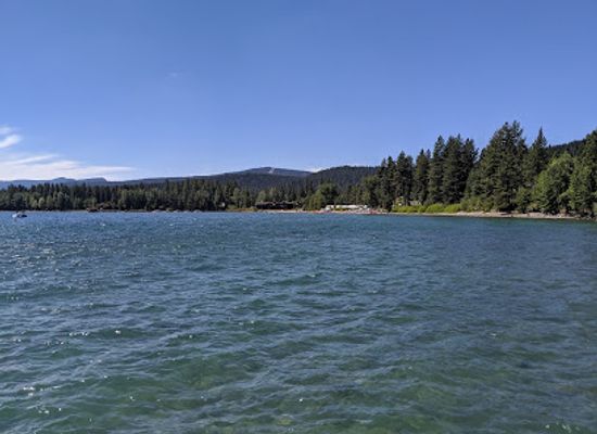 california/tahoe-city/shop/trading-post-shopping-center