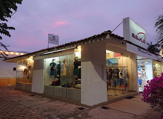 mexico/ixtapa-zihuatanejo/ixtapa/shop/squalo-ixtapa-la-puerta