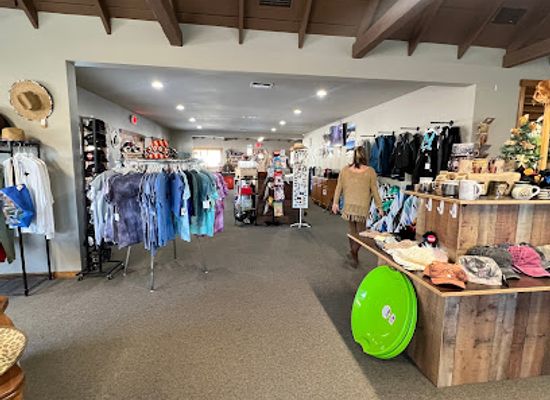 california/yosemite/shop/mountain-house-marketplace