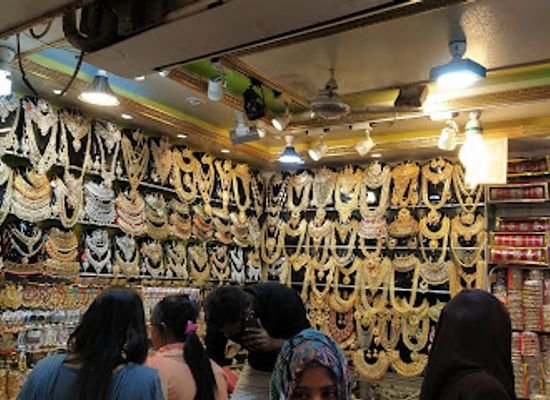 bangladesh/dhaka/dhanmondi/shop/dhanmondi-hawker-s-market