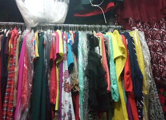nigeria/north-east/shop/acorns-n-gold-boutiques