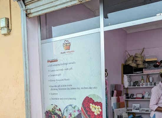 tanzania/kilimanjaro-region/shop/moshi-gift-point