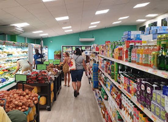 dominica/mahaut/shop/s-mart