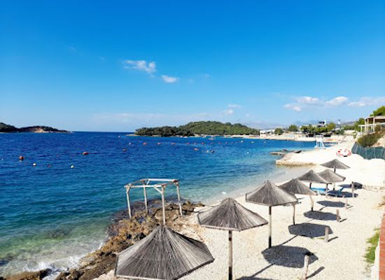 albania/ksamil-region/shop/plazhi-ksamil-9