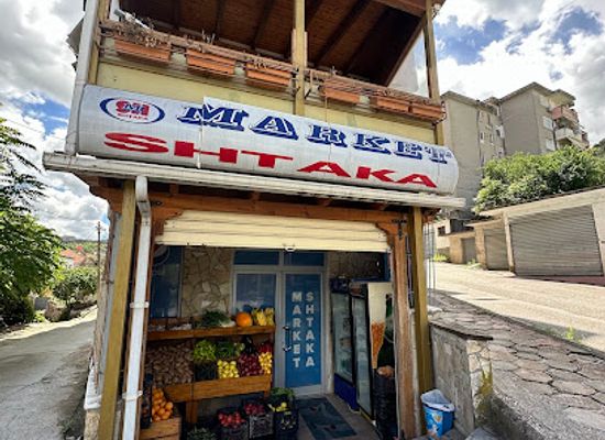 albania/gjirokaster/shop/market-shtaka