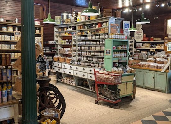 vermont/emerald-lake-state-park/shop/vermont-country-store-grist-mill