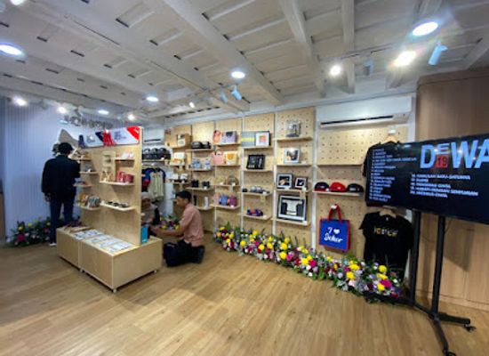 malaysia/johor-bahru/johor-bahru-city-centre/shop/the-johor-collection-souvenir-centre
