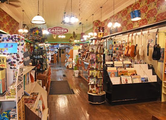 iowa/newton/shop/mattingly-music-book-hobby
