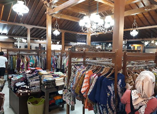 indonesia/yogyakarta/shop/batik-rumah-suryowijayan
