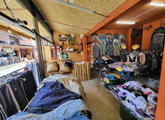 thailand/pai/shop/second-hand-clothes-shop-pai