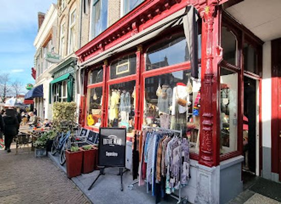netherlands/leiden/shop/vintage-island