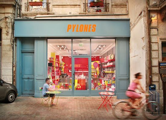 france/avignon/shop/pylones