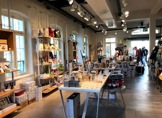 israel/tel-aviv-district/shop/soho-outlet