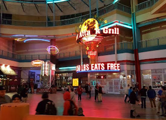 nevada/north-las-vegas/shop/neonopolis