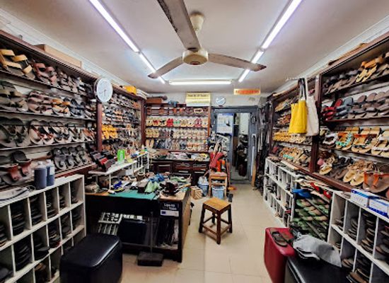tanzania/katavi-plains/shop/surti-son-s