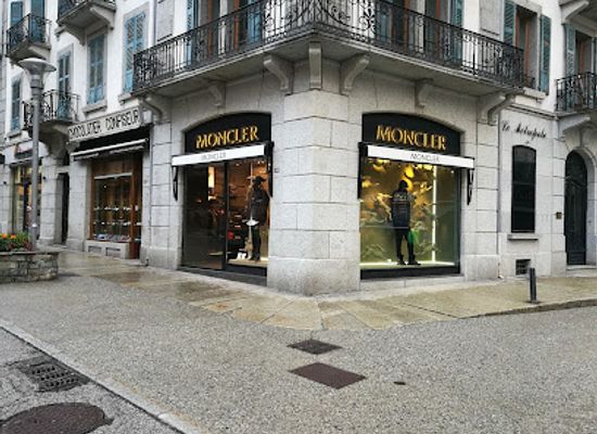 france/chamonix-mont-blanc/shop/moncler
