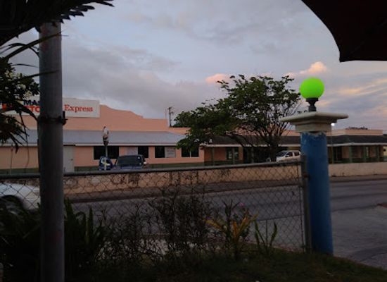 barbados/saint-philip/shop/the-cosmopolitan-mall