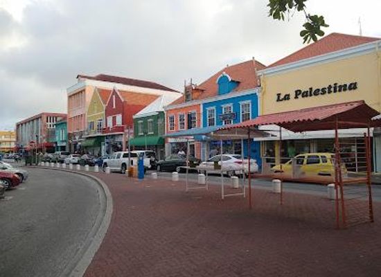 curacao/punda/shop/new-market