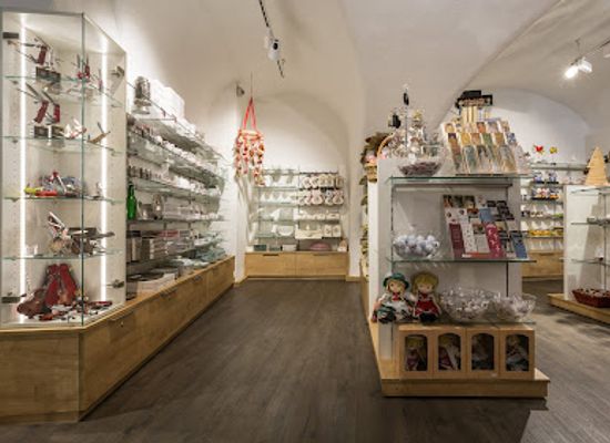 austria/lower-austria/shop/austria-corner-amadeus