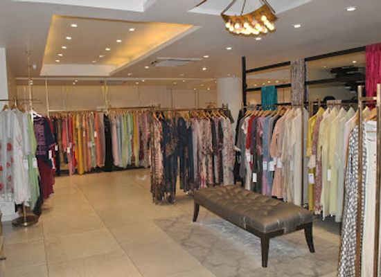 india/hyderabad/banjara-hills/shop/elahe