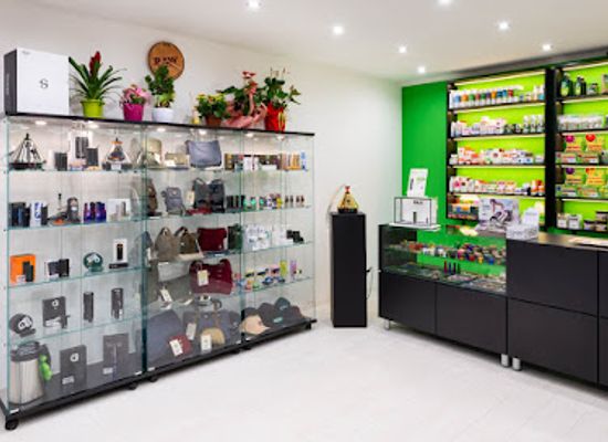 italy/trieste/shop/l-erba-proibita-boutique