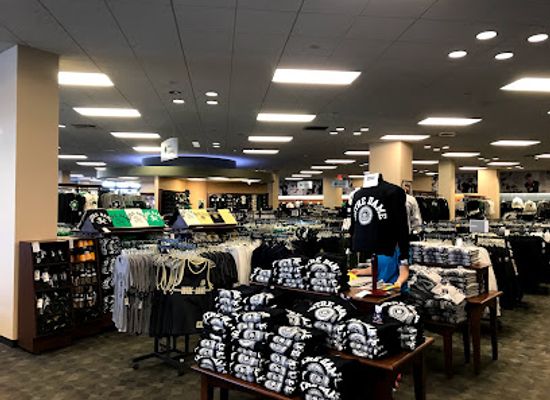 indiana/south-bend/shop/notre-dame-eddy-street-bookstore