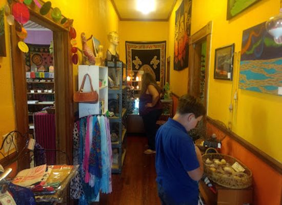florida/pensacola/shop/a-bead-and-crystal-house