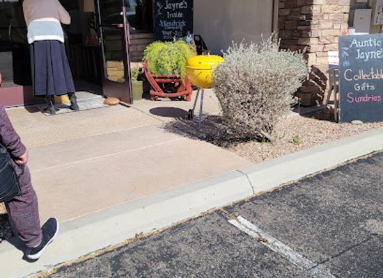 nevada/lincoln-county/shop/rooster-cottage-consignment