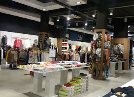 kosovo/ferizaj/shop/a-m-clothes