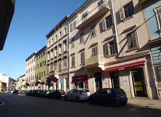 croatia/pula/shop/muffin-fashion-store
