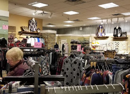 minnesota/rochester/shop/hers-women-s-clothing-university-square