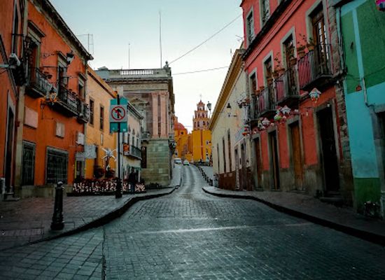 mexico/guanajuato/guanajuato-historic-center/shop/callejoneadas-guanajuato