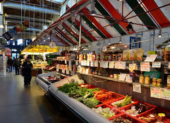 canada/vancouver-island/shop/the-forks-market