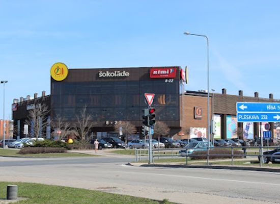 latvia/sigulda/shop/shopping-center-chocolate